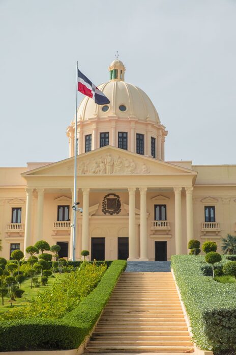Consultoría Jurídica del Poder Ejecutivo impulsa reforma al Código Civil para unificar vigencia de leyes en el Gran Santo Domingo