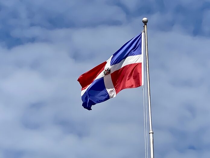 PRESIDENTE LUÍS ABINADER DISPONE HABILITAR UN VUELO HUMANITARIO PARA QUE DOMINICANOS AFECTADOS POR TERREMOTOS EN VENEZUELA PUEDAN REGRESAR A NUESTRO PAÍS