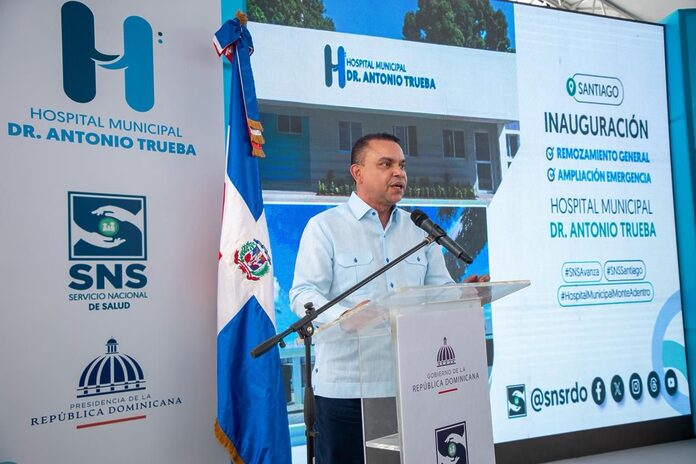 Presidente Abinader entrega el remozado Hospital Periférico Monte Adentro Dr. Antonio Trueba en Santiago; incluye nueva área de Emergencia