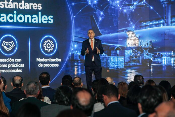 Presidente Abinader encabeza lanzamiento de plataforma de Pagos con Tarjetas de la Dirección de Aduanas para agilizar procesos y fortalecer transformación digital de los servicios aduaneros